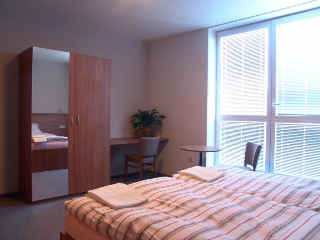 ホテル Penzion Ruland ブルノ 部屋 写真